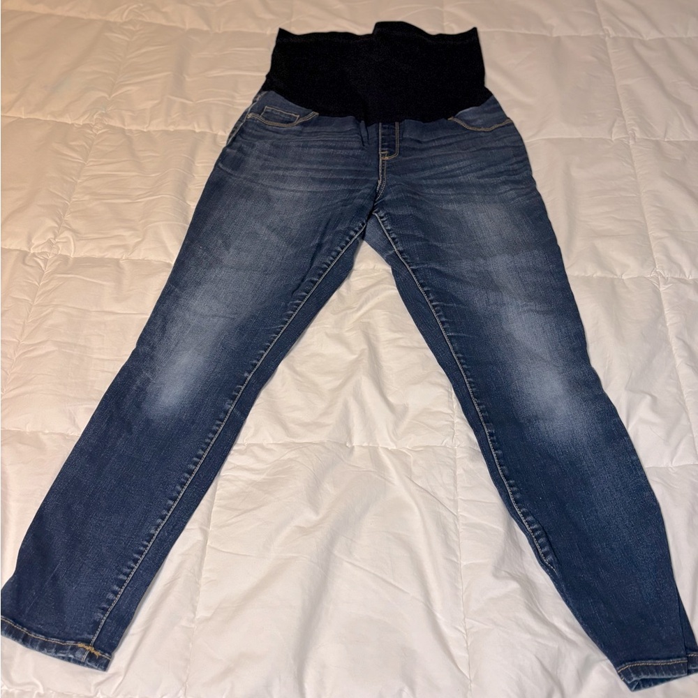 Size Medium Maternity Jeans